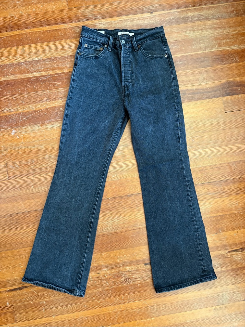 Levi’s Ribcage Boot Jeans - Picture 2 of 5